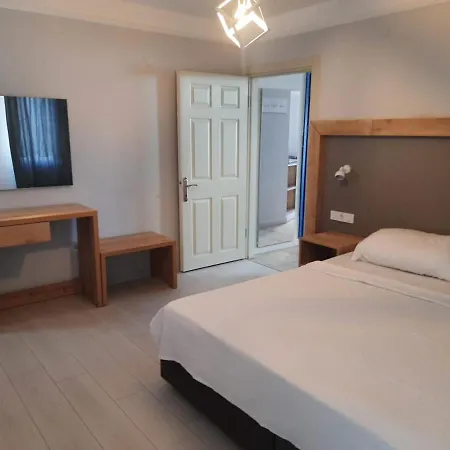 Mesmerizing Flat With Shared Pool In Cesme Apartment Ildiri
